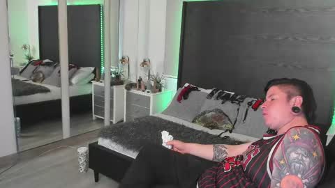 Snapshot of inkedsinners_ chatting on May 21, 2026, 3:19 pm inkedsinners_ online show from May 21, 2026, 3:19 pm