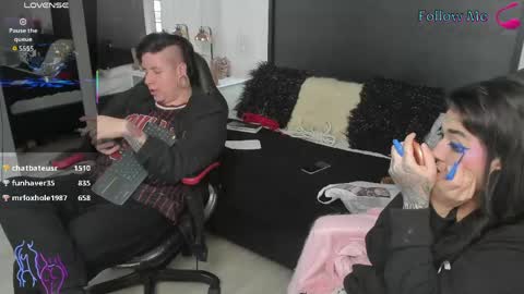 Snapshot of inkedsinners_ chatting on June 8, 2026, 11:43 am inkedsinners_ online show from June 8, 2026, 11:43 am