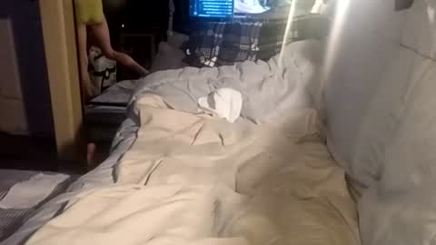 inlovewithlace online show from March 5, 2026, 5:03 am