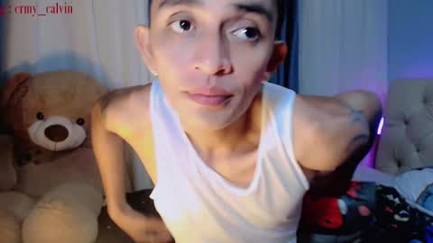 Snapshot of innocent_twinkxx chatting on December 19, 2024, 3:52 pm calvin online show from December 19, 2024, 3:52 pm