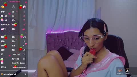 Snapshot of inocent_luna chatting on December 13, 2024, 8:37 pm Luna moon online show from December 13, 2024, 8:37 pm