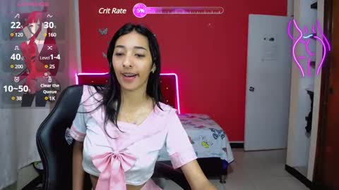 Snapshot of inocent_luna chatting on February 1, 2025, 5:18 am Luna moon online show from February 1, 2025, 5:18 am