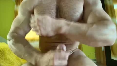 insanephisique online show from October 29, 2025, 6:37 am