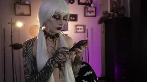 Snapshot of insania_999 chatting on July 19, 2026, 3:49 pm SANIA online show from July 19, 2026, 3:49 pm