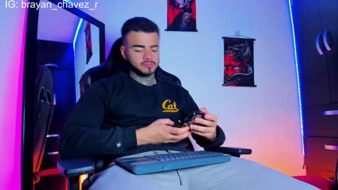 Brayan Chavez online show from January 7, 2025, 4:18 am