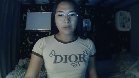 Snapshot of insulting_whoreifica chatting on March 1, 2026, 7:10 am MAXINE online show from March 1, 2026, 7:10 am