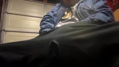 Snapshot of interested247 chatting on December 10, 2024, 6:44 am interested247 online show from December 10, 2024, 6:44 am