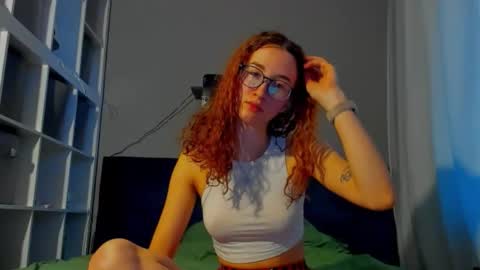 Snapshot of internetsexplorer chatting on March 13, 2026, 11:39 am Bernadette Join online show from March 13, 2026, 11:39 am