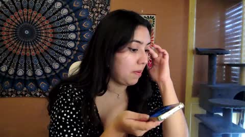 Snapshot of intimatetales chatting on December 17, 2024, 12:00 pm Africa online show from December 17, 2024, 12:00 pm