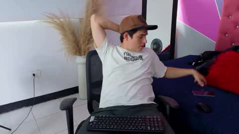 invincible200 online show from September 29, 2025, 3:17 pm