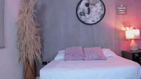 Snapshot of iraide_villan chatting on February 15, 2026, 11:52 am I R A I D E online show from February 15, 2026, 11:52 am