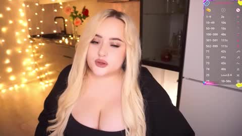 Irena Barr online show from December 1, 2025, 5:07 pm