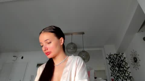 Ir s room online show from January 24, 2025, 8:02 am