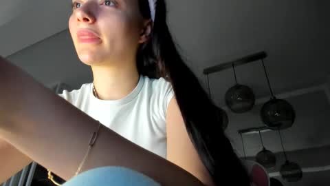 Ir s room online show from October 6, 2025, 4:43 am