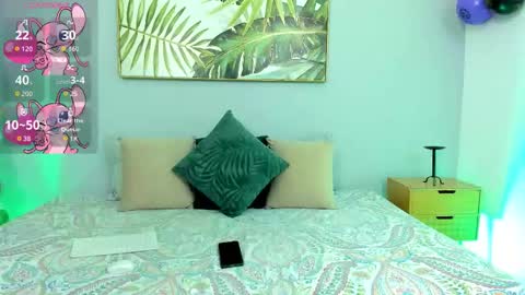 Iris Rosse online show from November 5, 2025, 4:18 pm