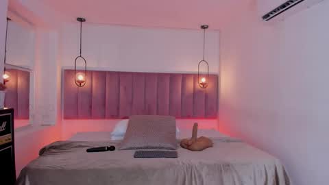 Irinnah Lottus online show from October 24, 2025, 11:17 am