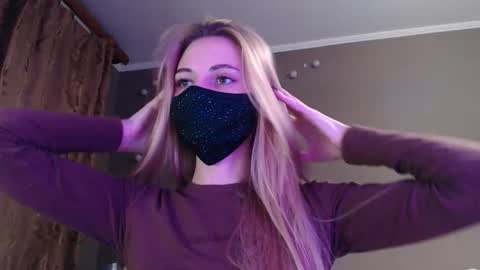 Lily online show from October 29, 2025, 3:47 pm