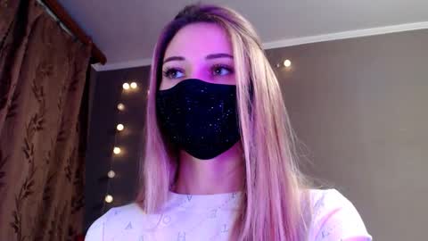 Lily online show from February 6, 2026, 3:15 pm