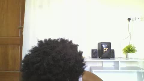 iris_love2 online show from January 19, 2026, 1:15 pm