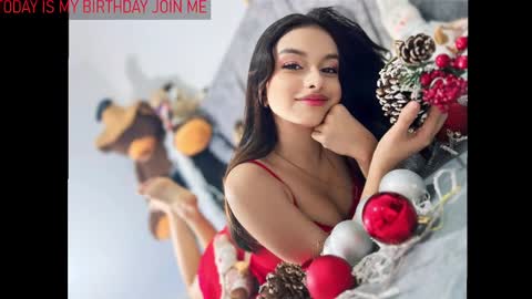 Snapshot of iris_pretty__ chatting on December 4, 2024, 12:30 am iris felix online show from December 4, 2024, 12:30 am
