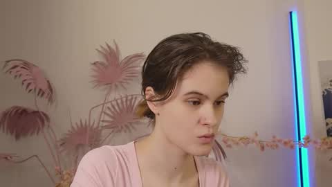 Snapshot of iris_pure chatting on September 11, 2025, 6:41 pm iris_pure online show from September 11, 2025, 6:41 pm