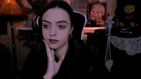 Iris online show from December 14, 2024, 1:05 pm