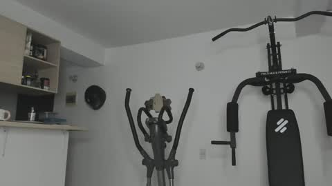 Snapshot of irisfit chatting on April 20, 2026, 12:41 pm Iris Fit online show from April 20, 2026, 12:41 pm