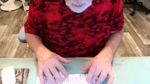 Irishdudelove online show from December 4, 2025, 11:57 pm