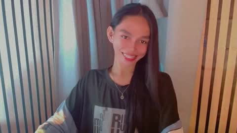 IRISH AND TRIXIE online show from April 6, 2026, 1:58 am