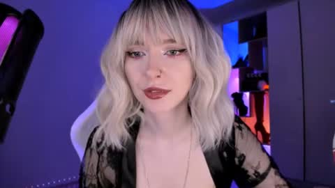 Miss Iris Fansly Miss Iris new inst.  online show from July 23, 2026, 5:22 pm