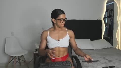 Snapshot of irismuscle chatting on July 20, 2026, 8:44 pm irismuscle online show from July 20, 2026, 8:44 pm
