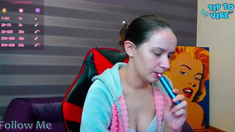 Iris online show from November 11, 2025, 4:45 am