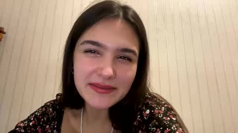 irisss31 online show from February 14, 2025, 7:23 pm