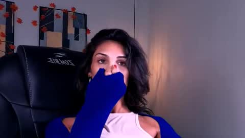  IRMA  FOLLOW ME  online show from November 14, 2025, 9:30 am