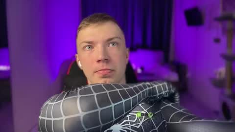 Iron online show from February 12, 2026, 7:42 pm