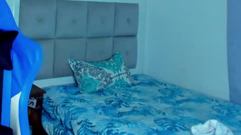 Iron online show from March 9, 2025, 12:31 am