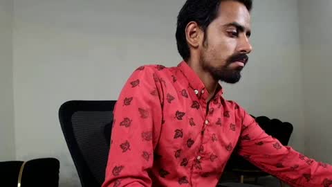 Snapshot of ironcharm4455 chatting on June 16, 2026, 6:10 pm Naveed online show from June 16, 2026, 6:10 pm