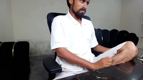 Snapshot of ironcharm4455 chatting on July 6, 2026, 7:05 pm Naveed online show from July 6, 2026, 7:05 pm