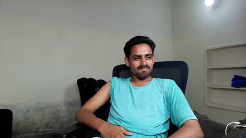 Snapshot of ironcharm4455 chatting on July 10, 2026, 6:10 pm Naveed online show from July 10, 2026, 6:10 pm