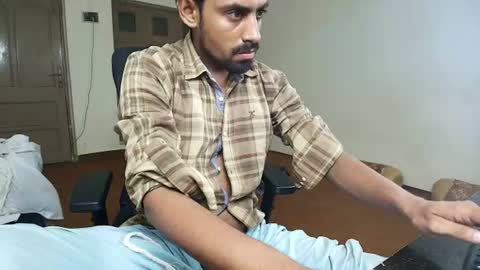 Snapshot of ironcharm4455 chatting on July 27, 2026, 8:16 pm Naveed online show from July 27, 2026, 8:16 pm