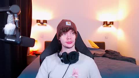 Sam online show from February 16, 2026, 9:00 pm