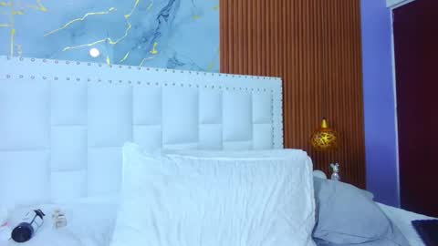 Sandy  online show from February 12, 2025, 12:12 pm