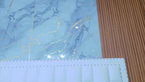 Sandy  online show from November 10, 2025, 12:15 pm