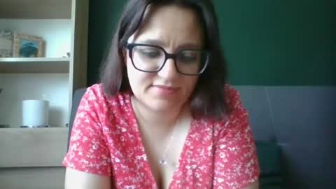 Snapshot of irresistibleparis chatting on June 19, 2026, 5:34 am Paris online show from June 19, 2026, 5:34 am