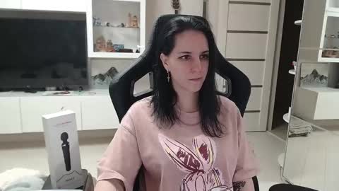 Irwi Tomboy online show from February 8, 2025, 11:02 pm