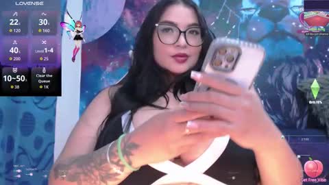 Dani online show from September 25, 2025, 5:49 pm