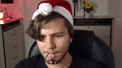 Snapshot of is_jesus chatting on December 10, 2024, 12:50 am Jess online show from December 10, 2024, 12:50 am