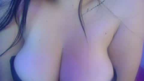 Snapshot of isa_crazy chatting on July 7, 2026, 7:23 am Rachel online show from July 7, 2026, 7:23 am