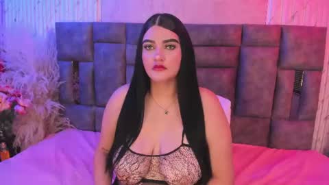 Snapshot of isa_gonzalez chatting on July 19, 2026, 7:39 pm Isa Gonzalez online show from July 19, 2026, 7:39 pm