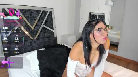 oIssaJonneso online show from September 25, 2025, 12:20 pm